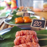 นาบอนไส้กรอกอีสาน