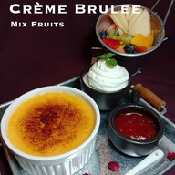 เมนูของร้าน Platinum Hills ปรีดี
