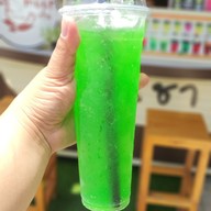 เมนูของร้าน ชาไข่มุข ละมุนชา  ตลาดนัดหนองผักชี