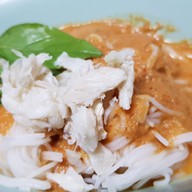 เมนูของร้าน ขนมจีนต้นก้ามปู นวลจันทร์ .