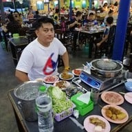 ซามูไร หมูกระทะ J&J แม่โจ้