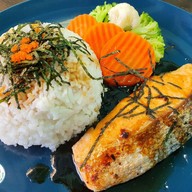 เมนูของร้าน อิ่มอร่อยเท็คโฮม แพรกษา