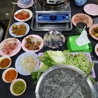 ซามูไร หมูกระทะ J&J แม่โจ้