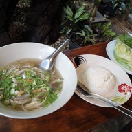 ก๋วยเตี๋ยวคุณป้า