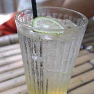 น้ำผึ้งมะนาว 100฿