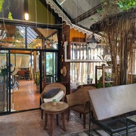 Baan Buri Café