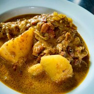 เมนูของร้าน LEON - Steak Pizza ระนอง