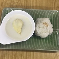 หน้าร้าน ขนมหวาน ซอยพะเนียง