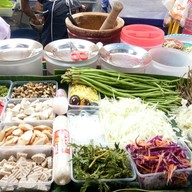 ส้มตำพารวย8 ตลาดนัด CK พลาซ่า ปลวกแดง ระยอง