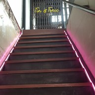 Tin & Tonic cafe and bistro