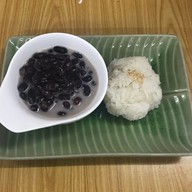 หน้าร้าน ขนมหวาน ซอยพะเนียง