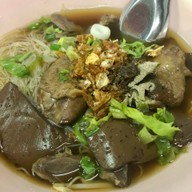 ก๋วยเตี๋ยวเป็ดตุ๋น นนทบุรี