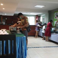โรงแรมซีซั่นพาเลสหัวหิน
