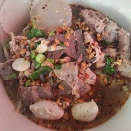 อ้อก๋วยเตี๋ยวหมูน้ำไส