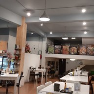 บรรยากาศ บ้านกลางซอย สวนมะลิ