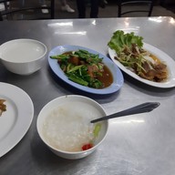 เมนูของร้าน ตุ๋ย โภชนา