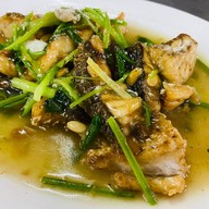 ศิษย์โล่ห์โภชนา