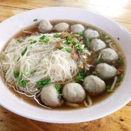 ร้านอิ่มแปล้ อาหารตามสั่ง