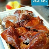 เมนูของร้าน ก๋วยเตี๋ยวเรืออโยธยา ณ ท่าสุรวงศ์