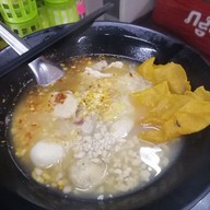 ก๋วยเตี๋ยวช้างม่อย สาขา2