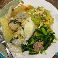 ข้าวแกงสกุลทอง เซ็นทรัลพระราม 3