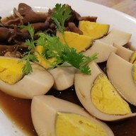 ข้าวต้ม 1 บาท กลางเวียงเจ๊เยาว์ หนองป่าครั่ง