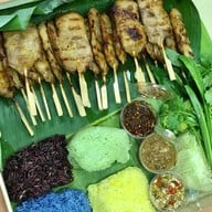 เมนูของร้าน คือดีย์ (Kuedee) ซอยจันทร์ 24