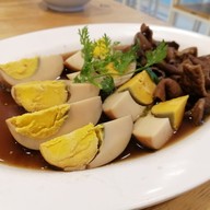 ข้าวต้ม 1 บาท กลางเวียงเจ๊เยาว์ หนองป่าครั่ง