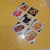 ข้าวต้ม 1 บาท กลางเวียงเจ๊เยาว์ หนองป่าครั่ง