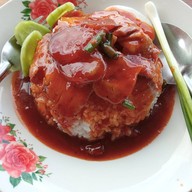 เมนูของร้าน ป้าแหววก๋วยเตี๋ยวริมน้ำ