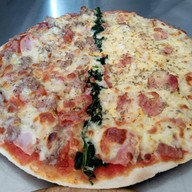 เฮลธิ พิซซ่า หาดพยูน