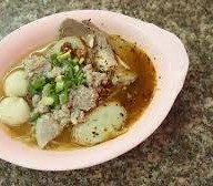 เมนูของร้าน รุ่งเรือง (ตั๋ง) ก๋วยเตี๋ยวหมู สุขุมวิท26 เจ้าเก่า สุขุมวิท 26