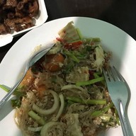 ซานโถวติ่มซำ ถ.โพธิ์กลาง (รร.สุขาฯ)