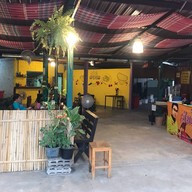 ลาบยโส&แจ่วฮ้อนยโส สาขาเพชรดำคาเฟ่