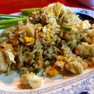 เมนูของร้าน ข้าวผัดปู ถนนตะนาว