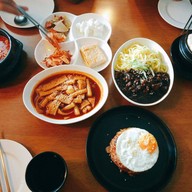 Jjan Korean Bar & Restaurant