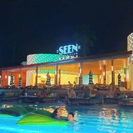 Seen Beach Club