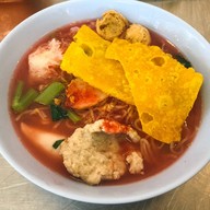 เมนูของร้าน ก๋วยเตี๋ยวปลาเมืองทอง