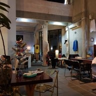 บรรยากาศ wwa cafe x chooseless Ekamai 21