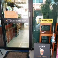 บรรยากาศ 123 Bangkok house & coffee เพชรบุรีตัดใหม่