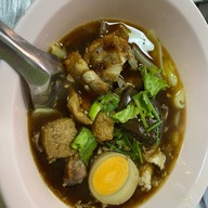 เมนูของร้าน ก๋วยจั๊บยืนพื้น(สี่แยกพรานนก) -