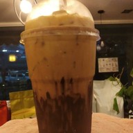 Madam Coffee เกษตรนวมินทร์ ตอมอ.243