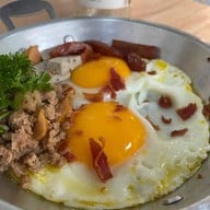 เมนูของร้าน ฉัน. อาหารเช้าและกาแฟ พิษณุโลก