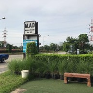 M.A.D. Meals & Drinks