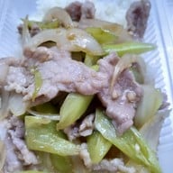 กะเพราหอม @HOME