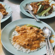เมนูของร้าน นิยมโภชนา เสาชิงช้า