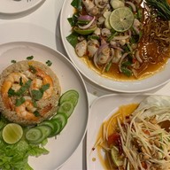 Monster YUM สะพานควาย (สาขาแรก)