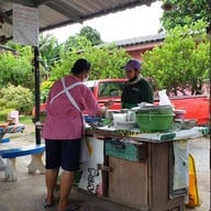 บรรยากาศ ขนมจีน 10 บาท ซ.พะเนียง