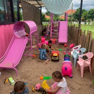 PINK BOX พริ้ง บ๊อก Mae Hia