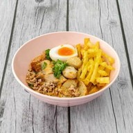 เมนู ก๋วยเตี๋ยวต้มยำหมูกรอบดอนเมือง